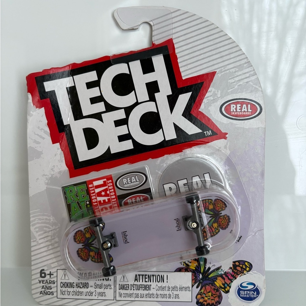 BRAND NEW SEALED TECH DECK REAL SKATEBOARDS BUTTERFLY SERIES